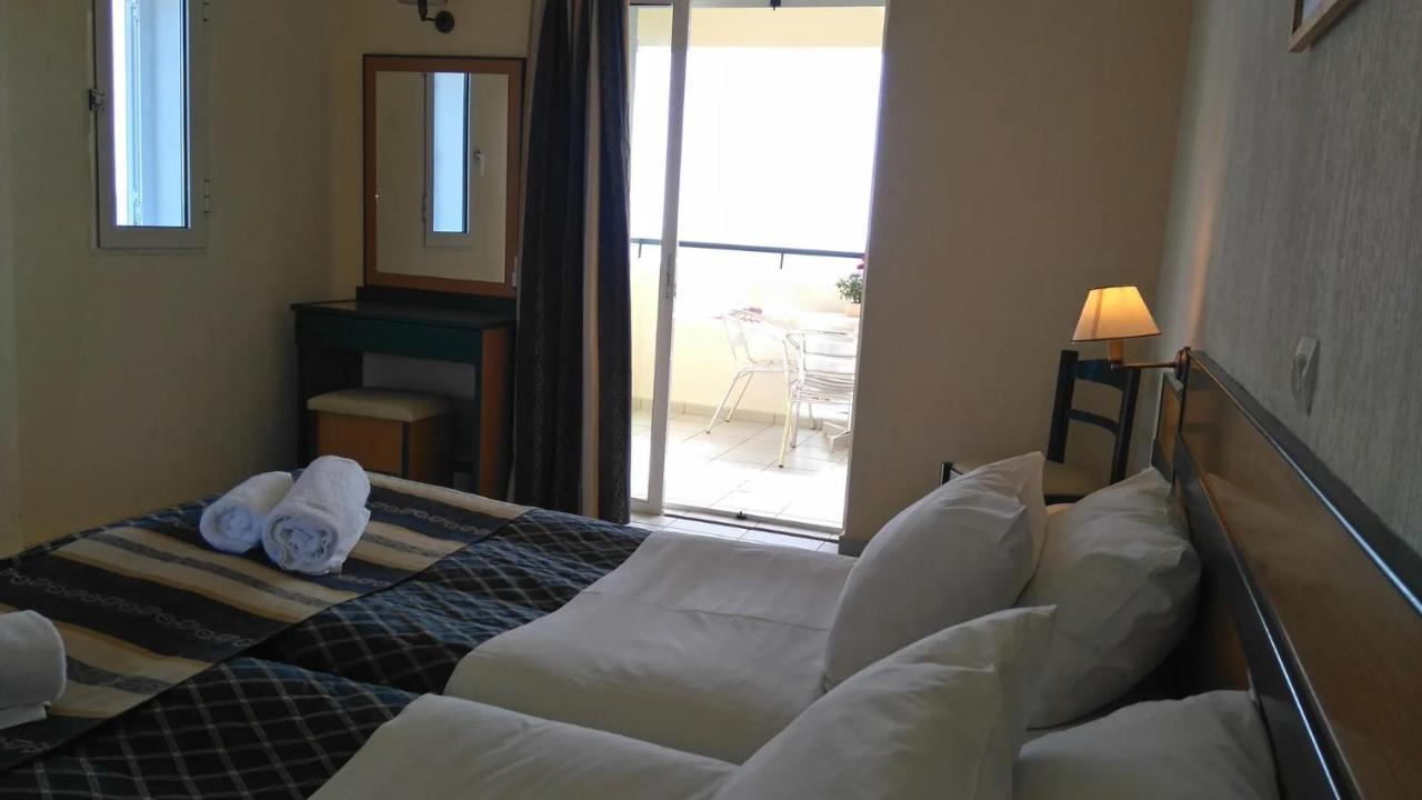 Porto Skala Hotel Village Skala (Kefalonia) Exteriör bild